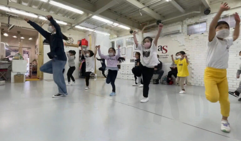 KIDS HIPHOP CLASS / YO